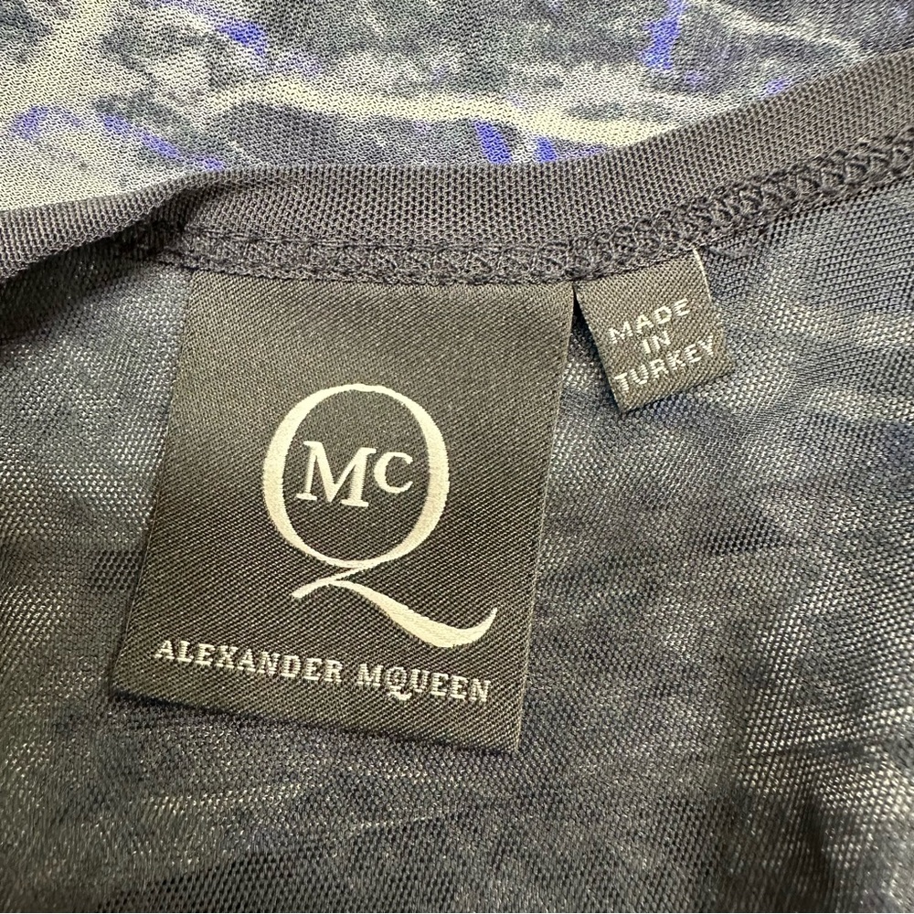 McQ ALEXANDER MCQUEEN NWOT Asymmetrical Shoulder Zipper Top🌸 - Picture 12 of 14